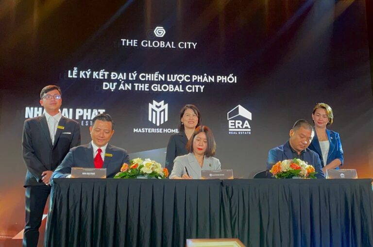 ERA VIETNAM VINH DỰ NHẬN THẺ ĐEN QUYỀN LỰC TỪ THE GLOBAL CITY - MASTERISE HOMES